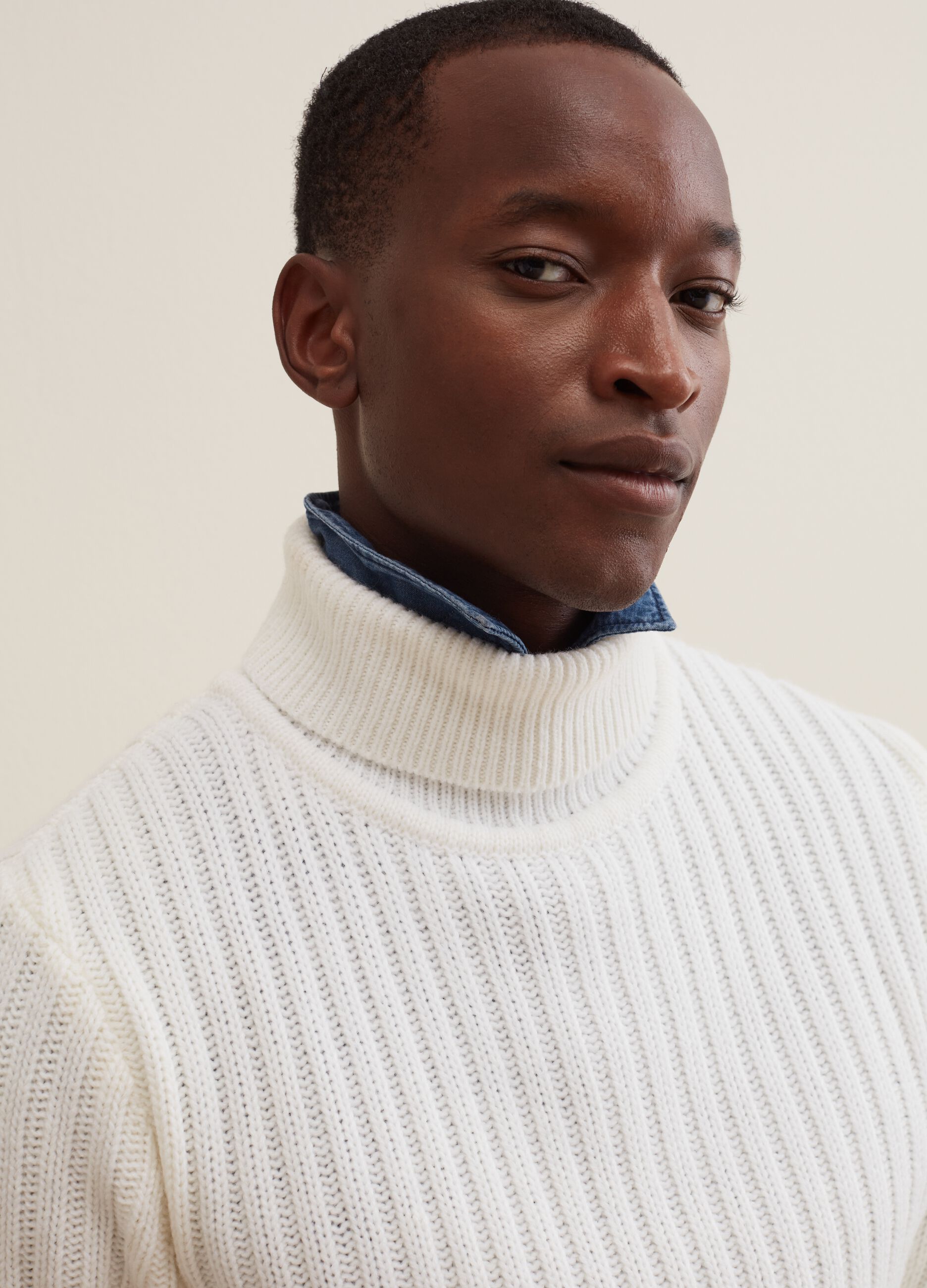 Ribbed pullover with high neck