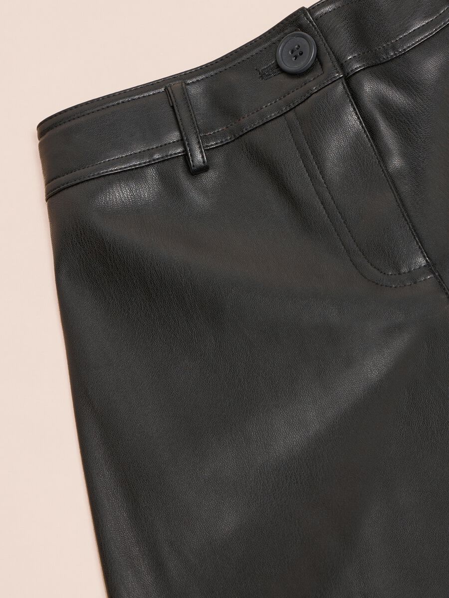 Wide-leg trousers in faux leather_1