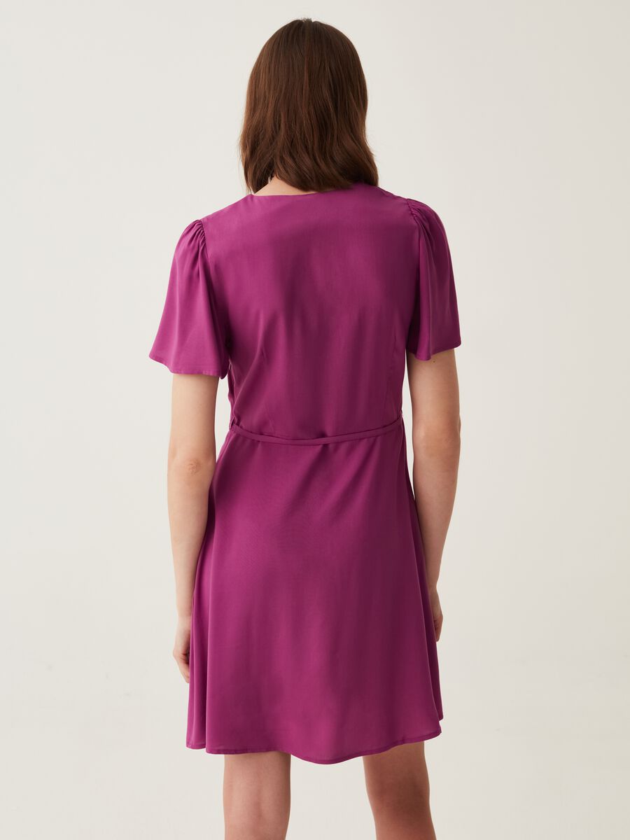 Short dress in viscose with V neck_2