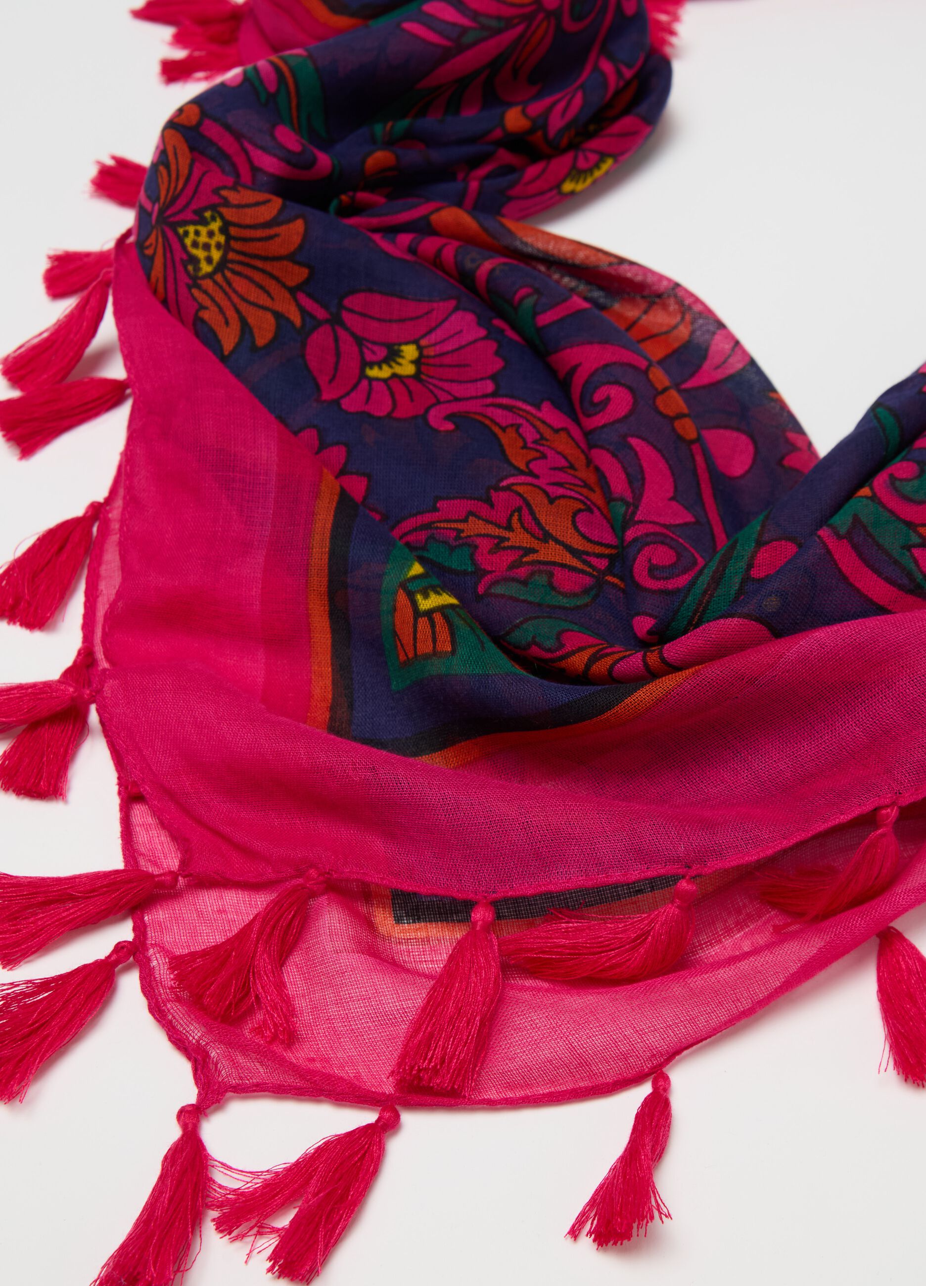 Floral foulard with tassels