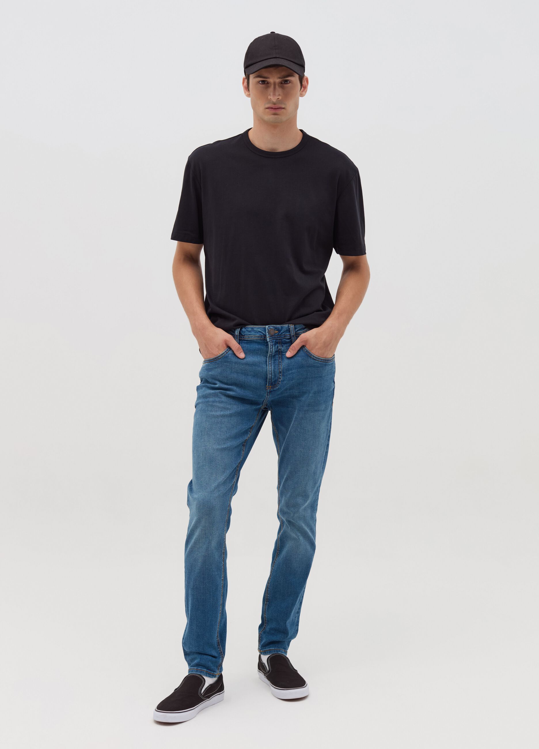 Skinny-fit jeans with fading