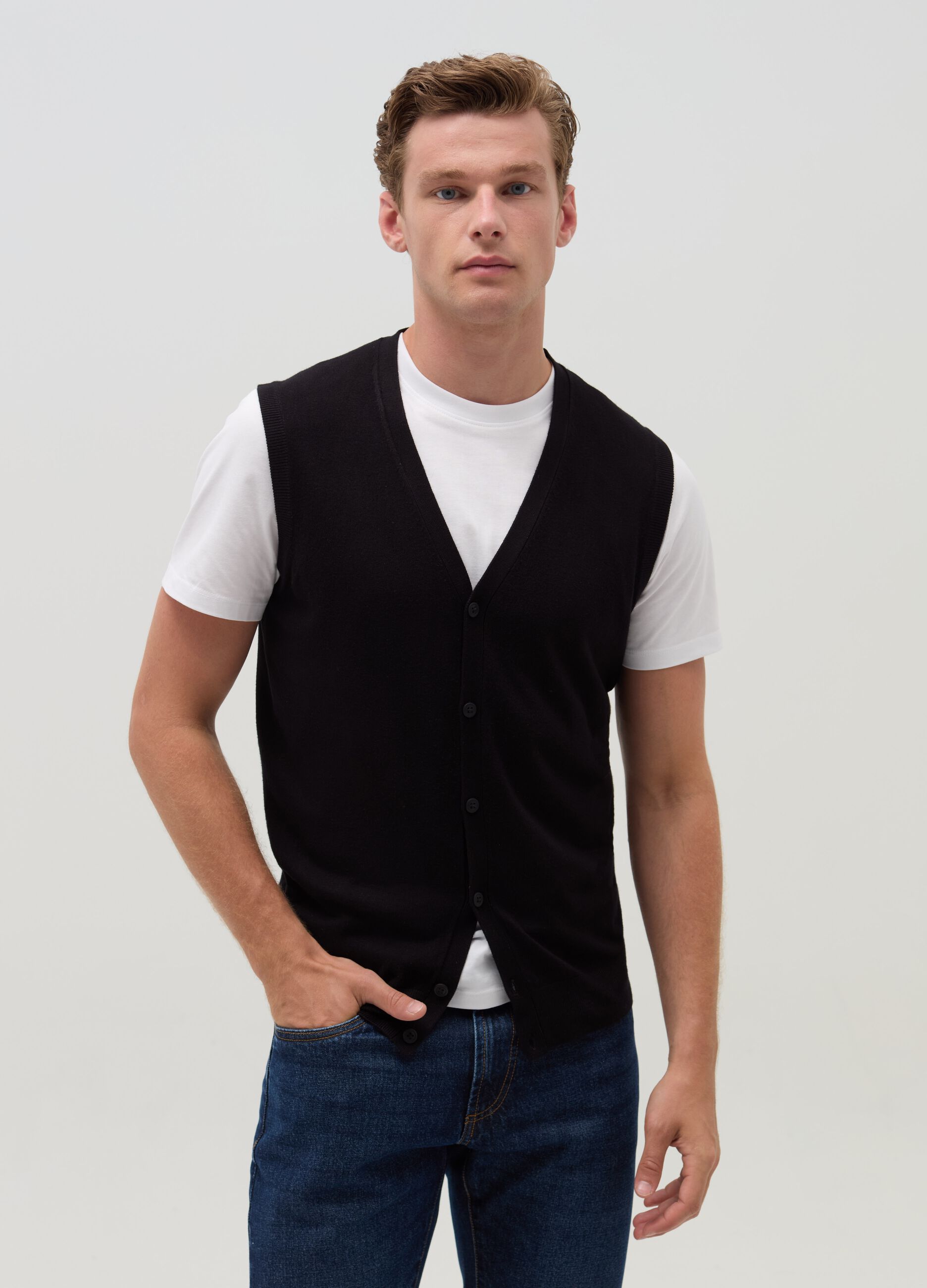 Gilet with V neck