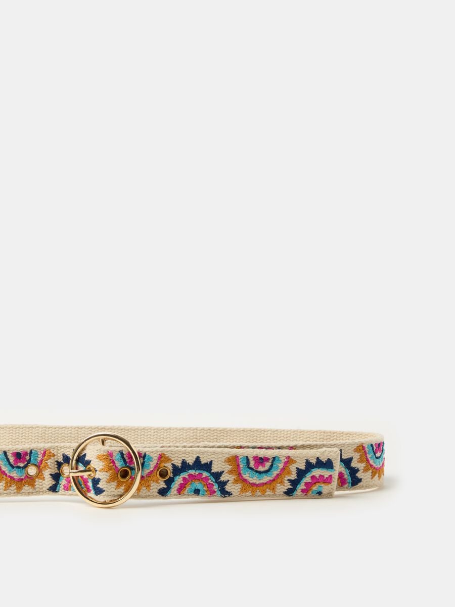 Belt with ethnic embroidery_1