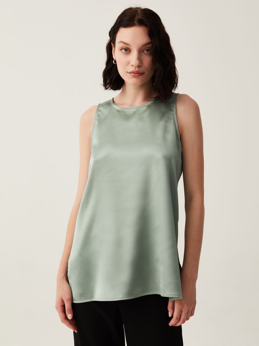 Sleeveless blouse in satin with splits_3