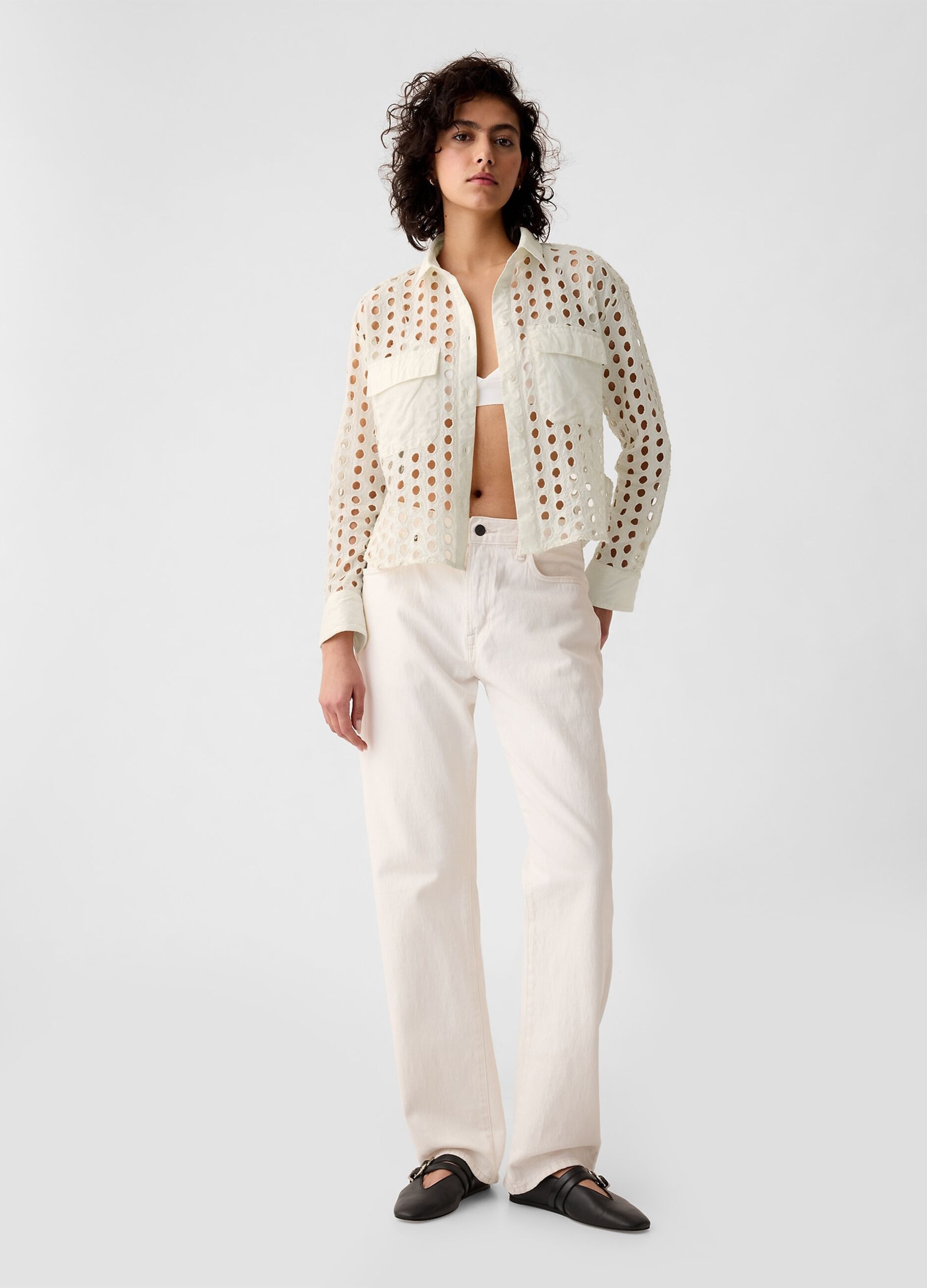 Cropped shirt with openwork details