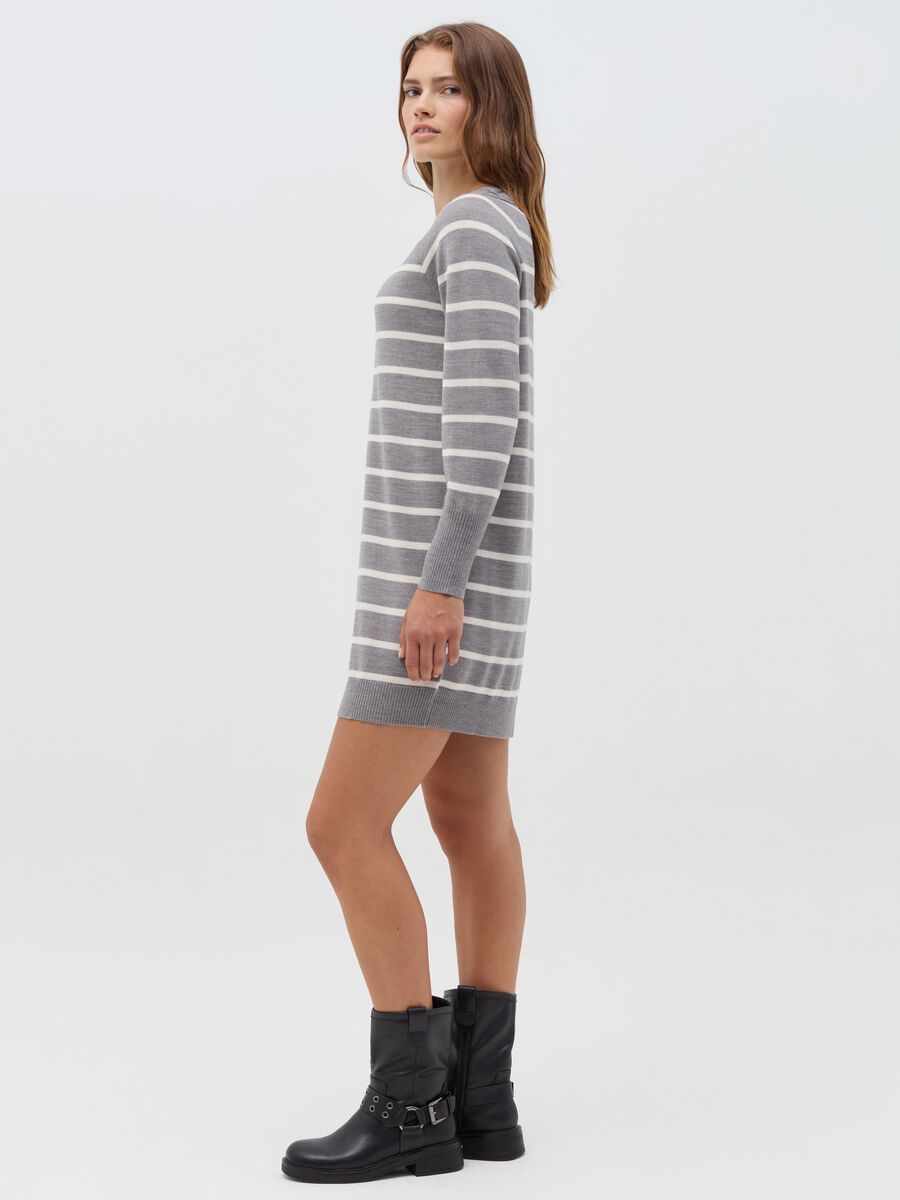 Striped maternity mini dress_1