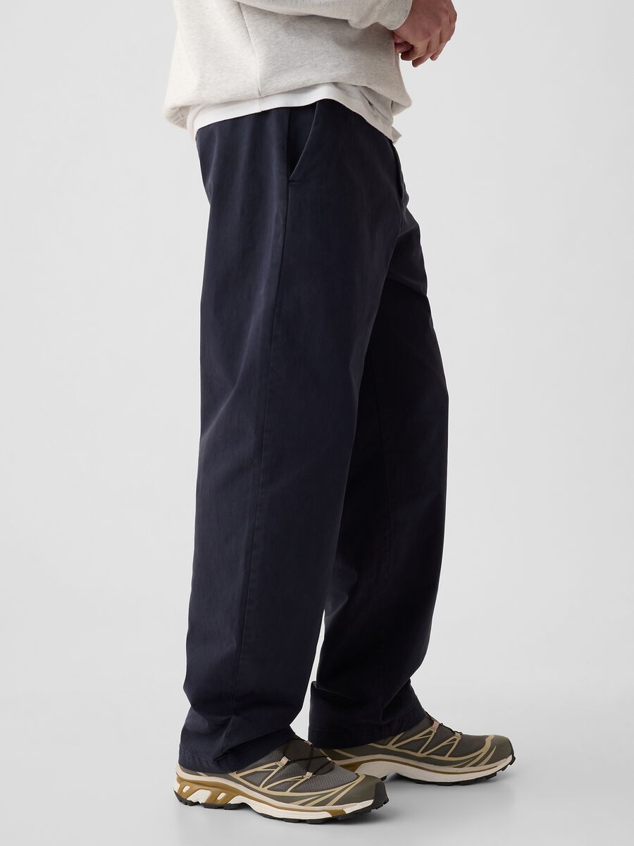 Baggy-fit trousers in stretch cotton_3