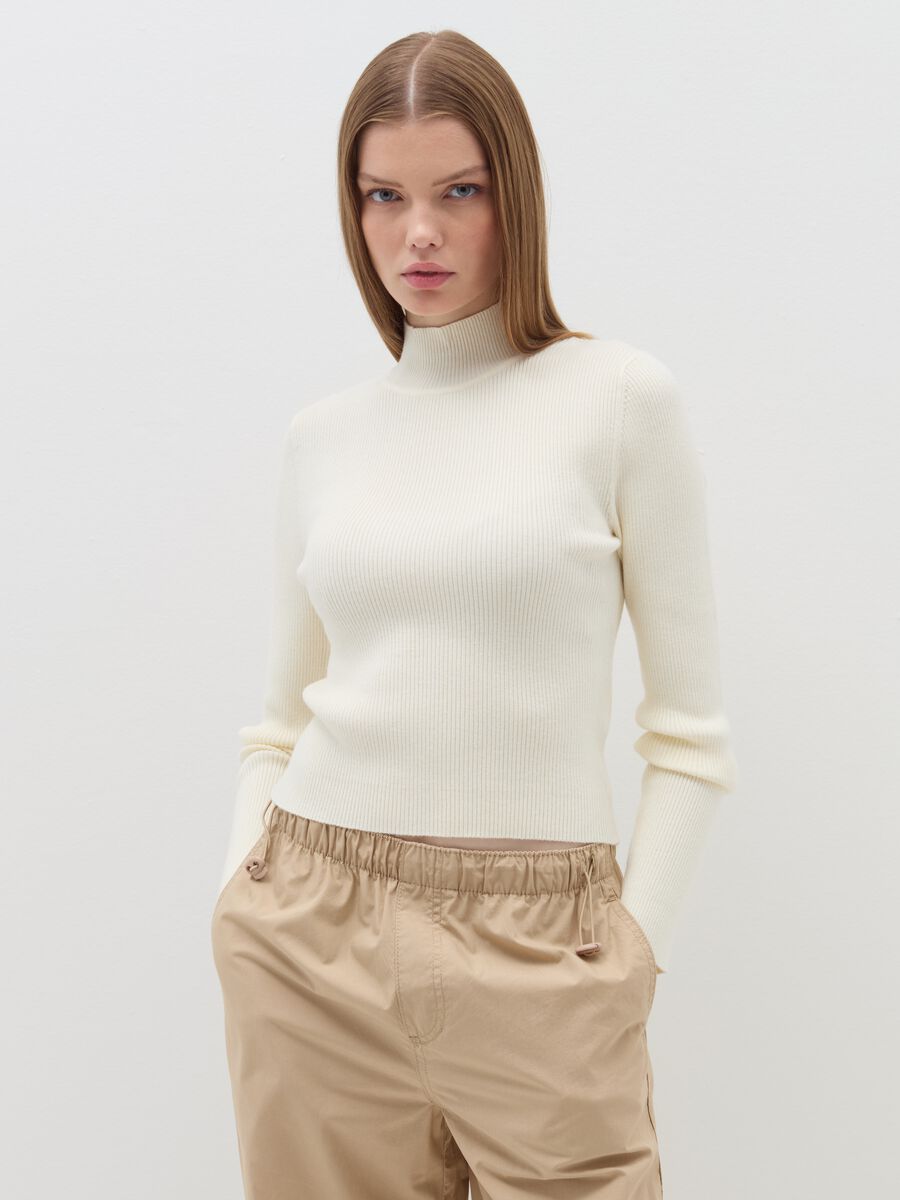 Pullover with mock neck_1