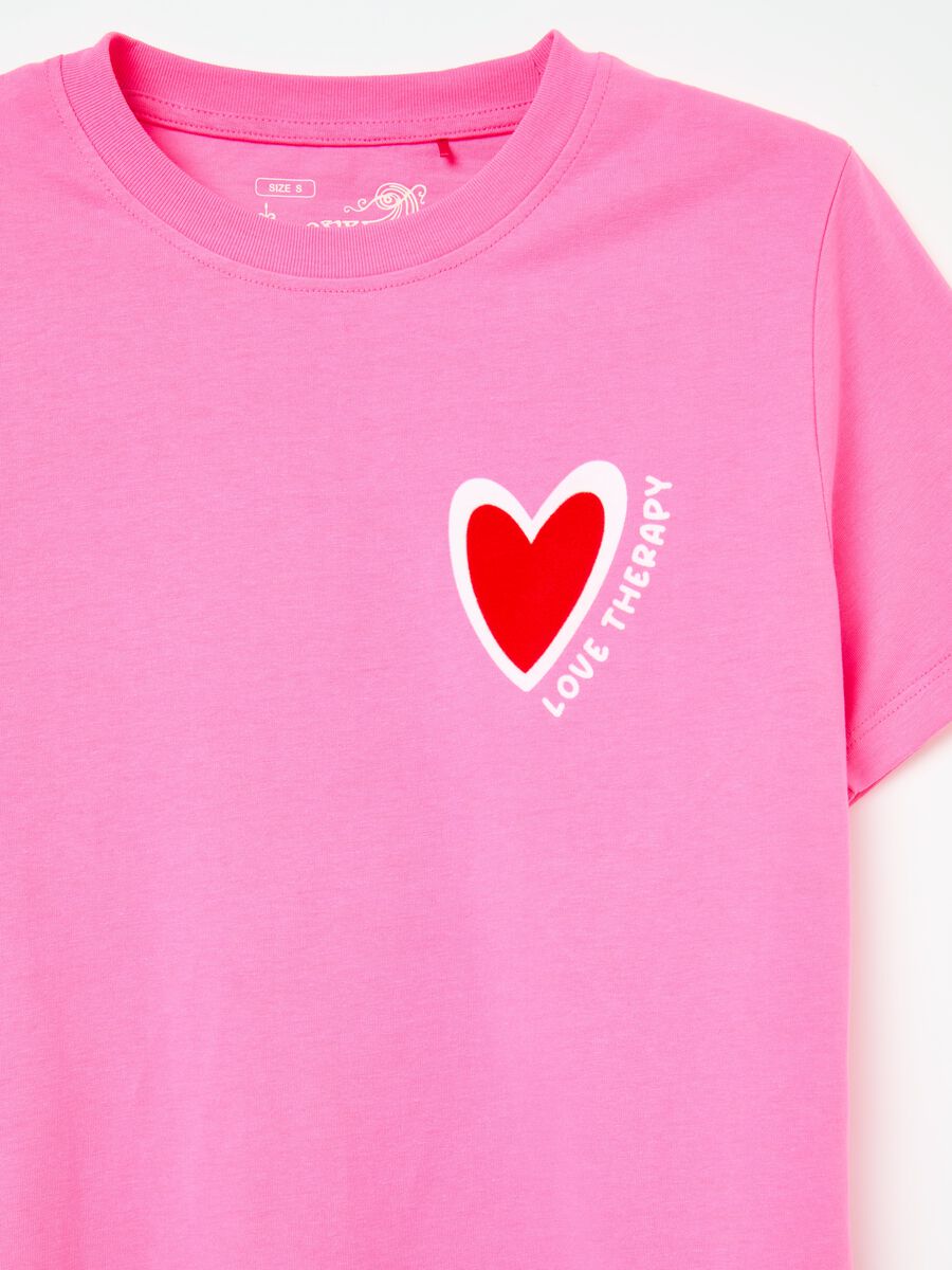 T-shirt with heart print_5