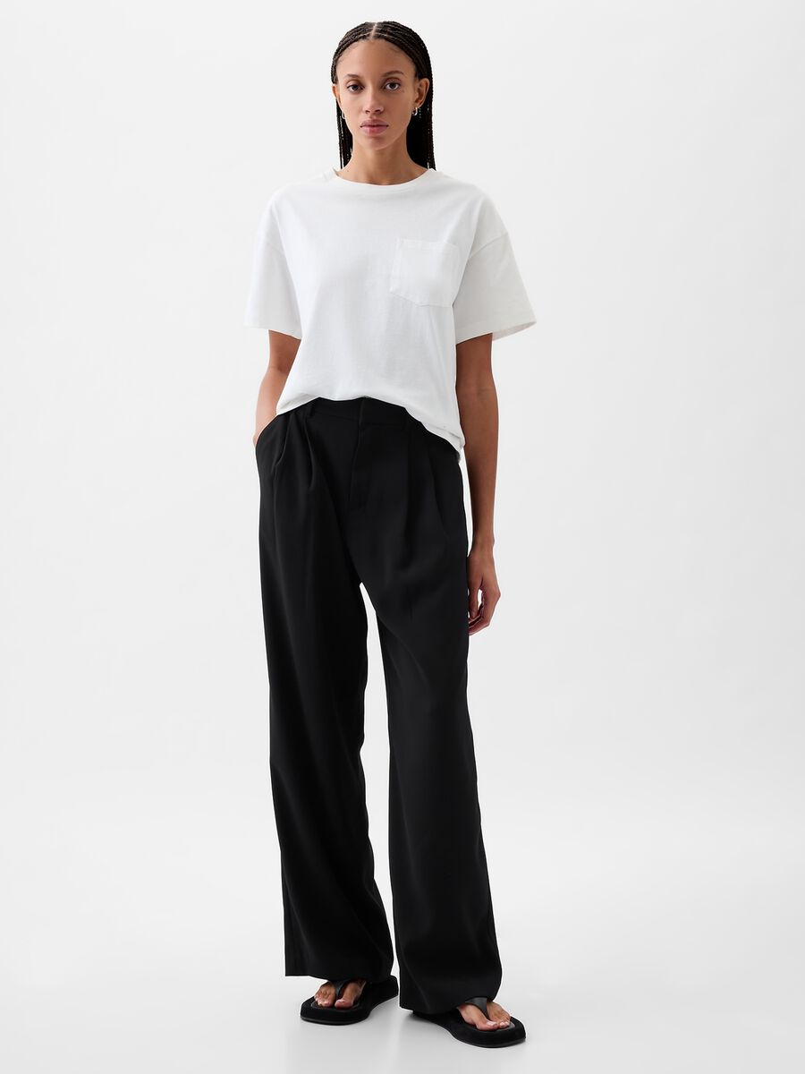 Wide-leg trousers with high waist and darts_0