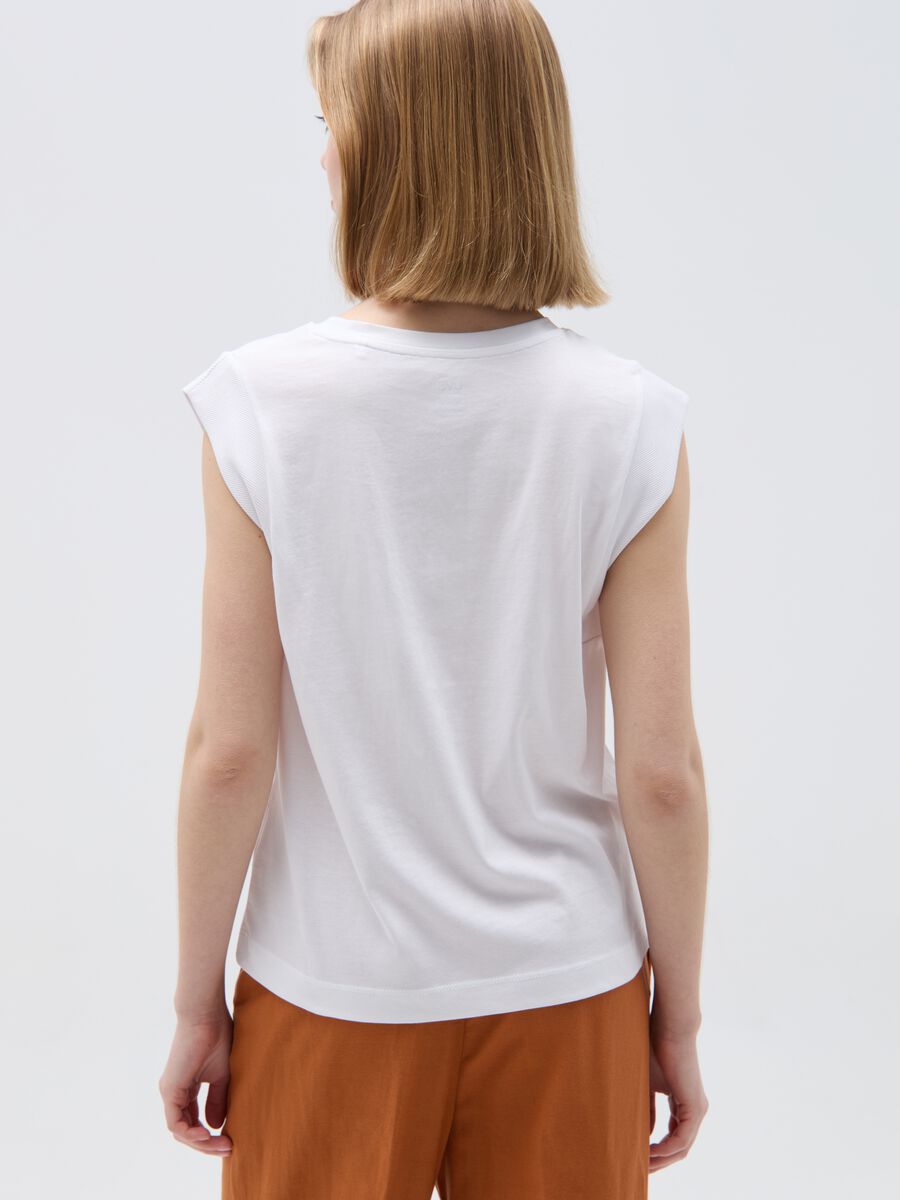 Relaxed-fit sleeveless T-shirt_1
